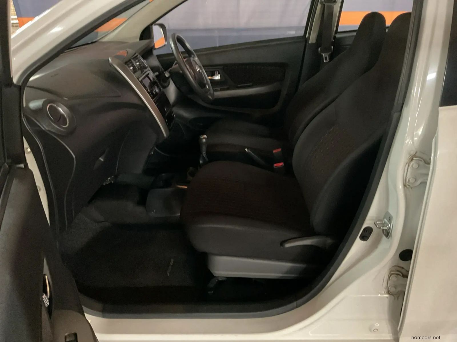 2021 Toyota Agya 1.0 pictures