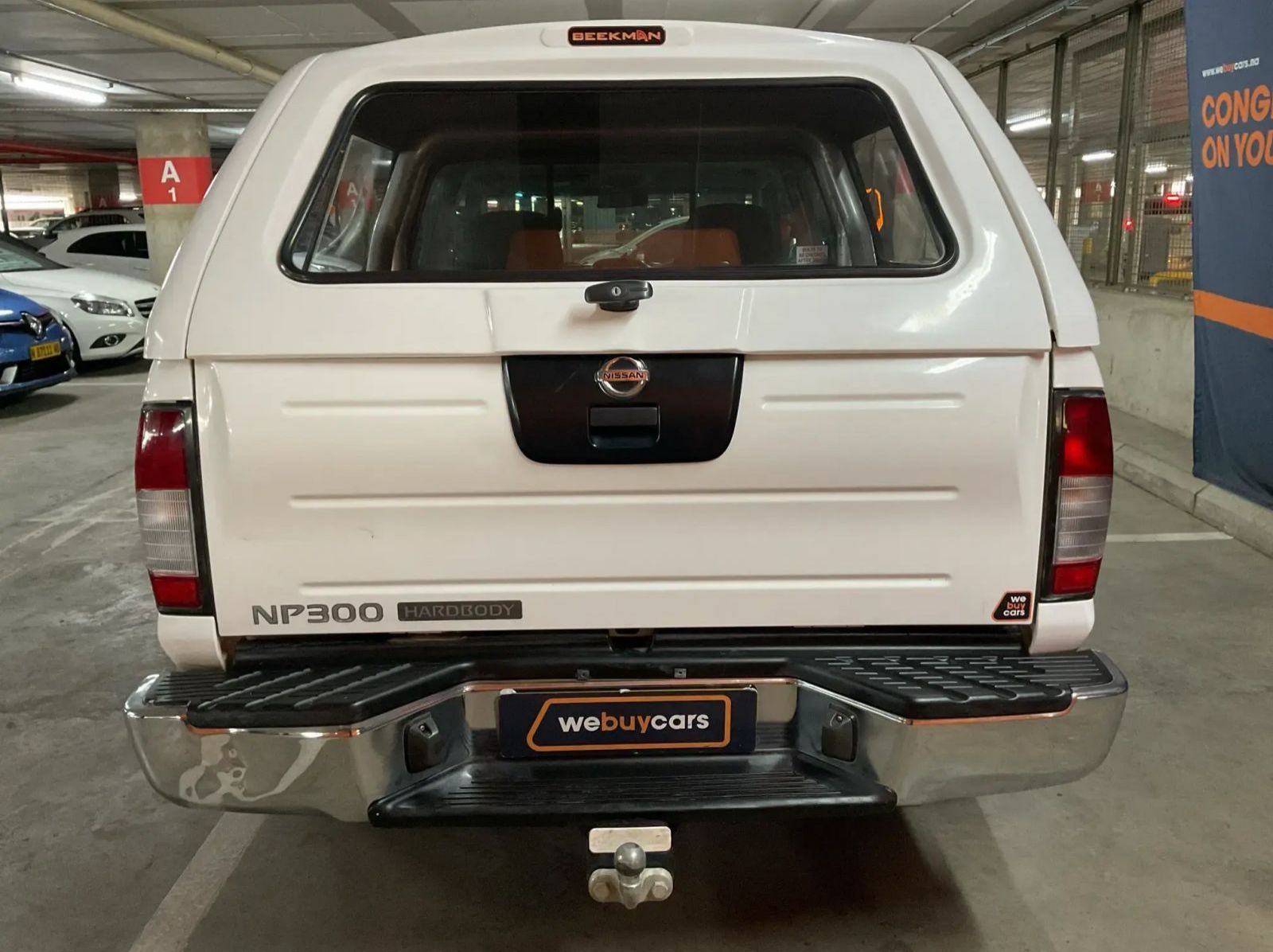 2019 Nissan Hardbody Np300 2.5 TDI 4x4 Pick Up Double Cab pictures