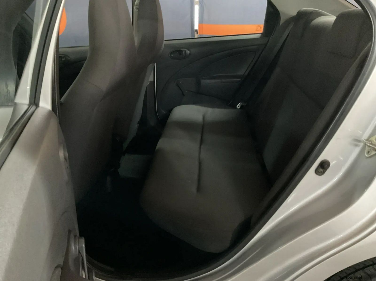 2015 Toyota Etios 1.5 XI pictures