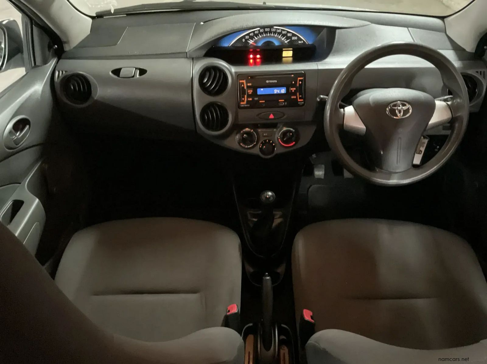 2015 Toyota Etios 1.5 XI pictures