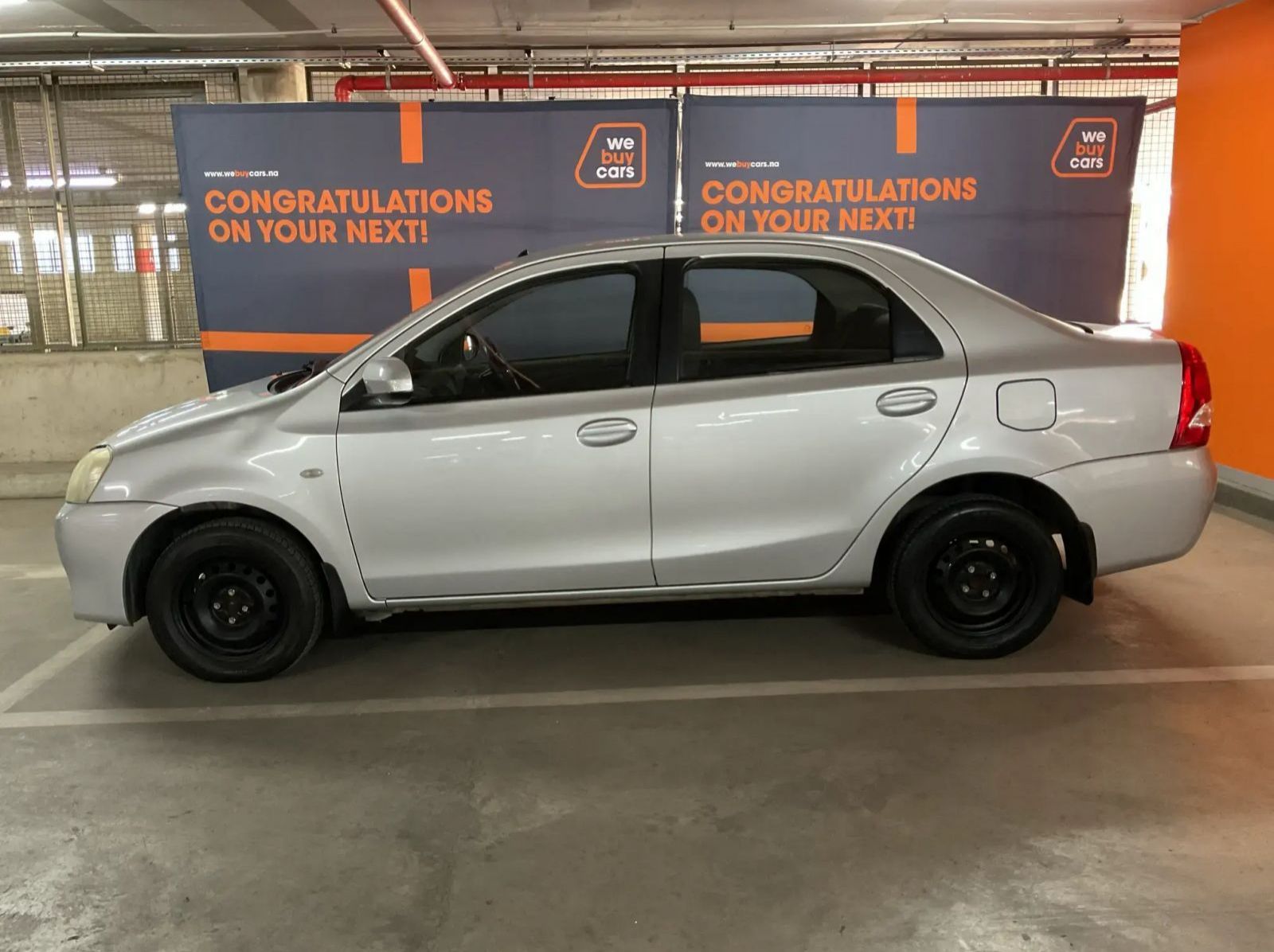 2015 Toyota Etios 1.5 XI pictures