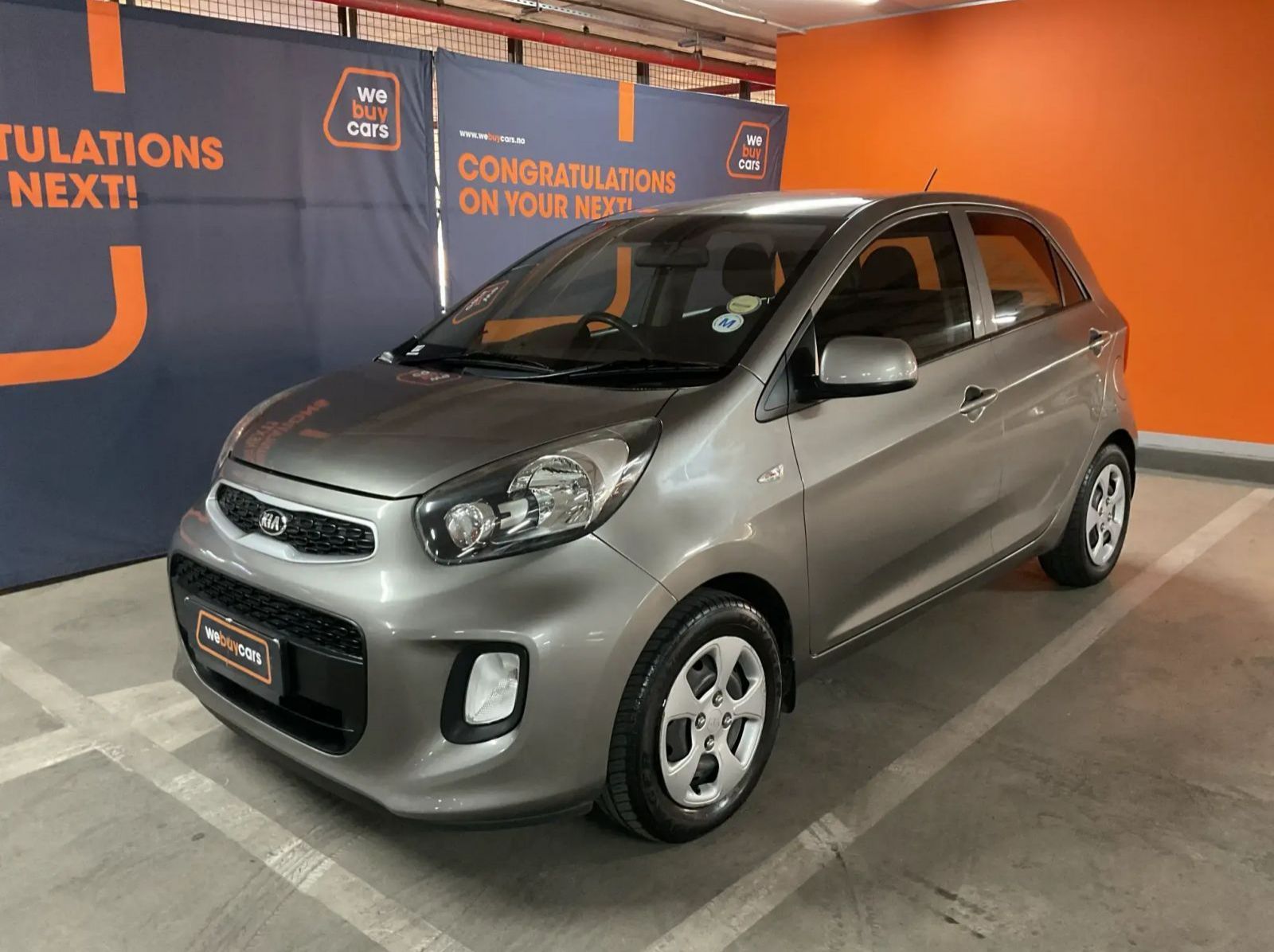 Used Kia Picanto 1.0 LX  for sale in Windhoek, Namibia