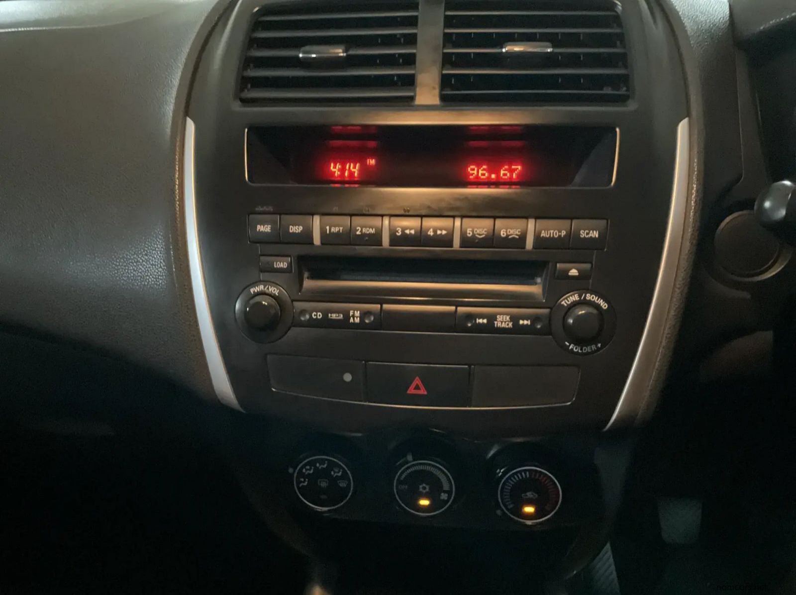 2013 Citroen C4 Aircross 2.0 Attraction pictures