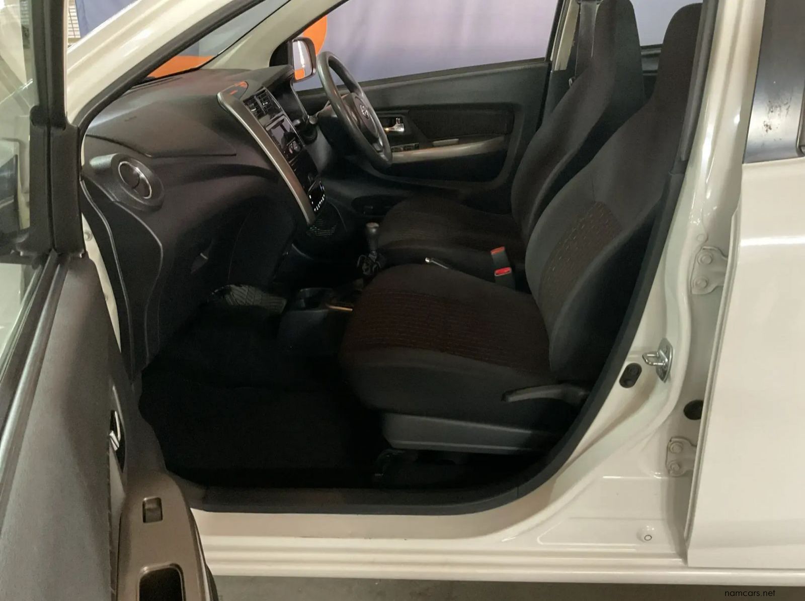 2021 Toyota Agya 1.0 pictures