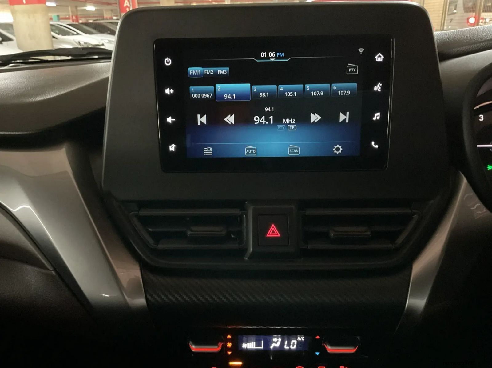 2024 Toyota Starlet Cross 1.5xs Auto pictures