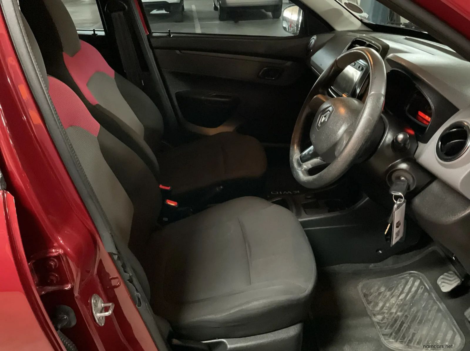 2018 Renault Kwid 1.0 Dynamique 5-Door Auto pictures