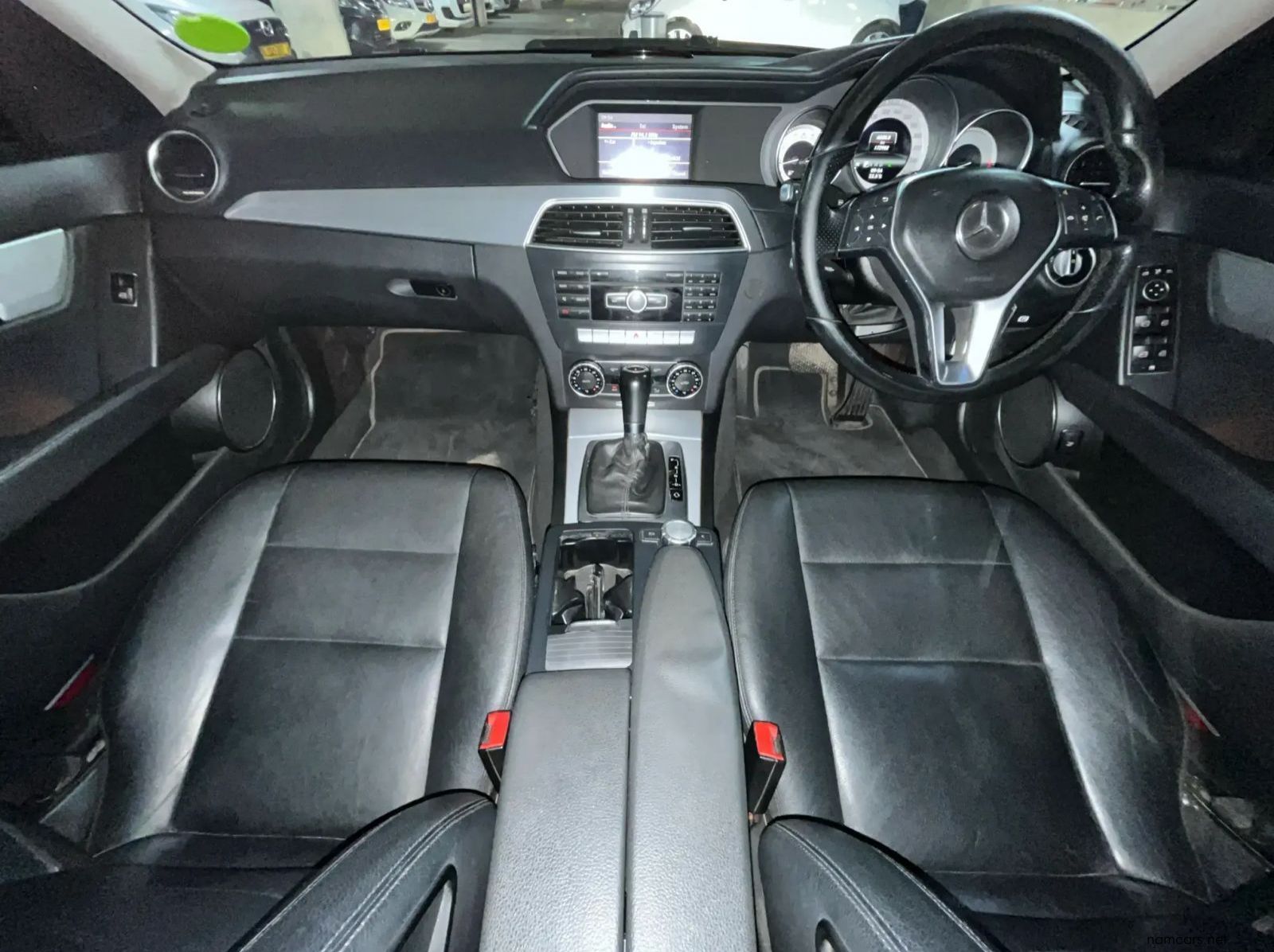 2013 Mercedes-Benz C Class Sedan C250 BE Avantgarde Auto pictures