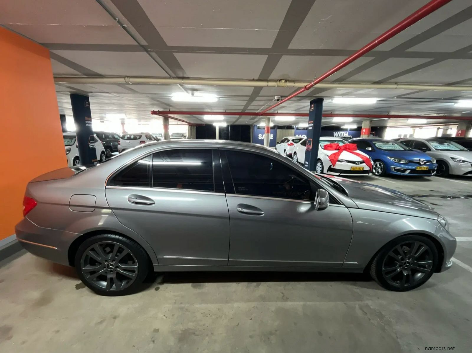 2013 Mercedes-Benz C Class Sedan C250 BE Avantgarde Auto pictures