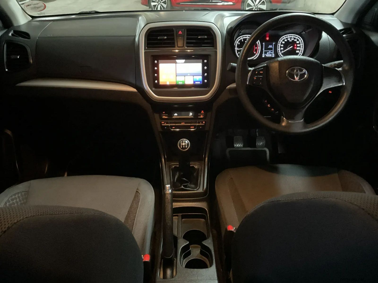 2022 Toyota Urban Cruiser 1.5 XS pictures