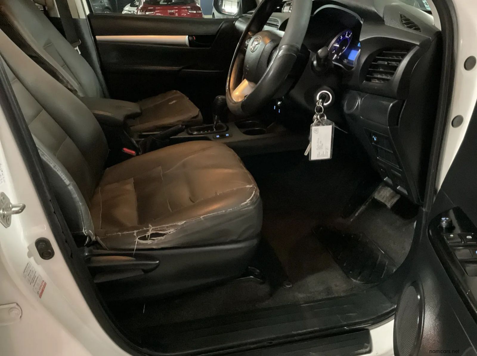 2020 Toyota Hilux 2.4 Gd-6 Raider 4x4 Auto Pick Up Double Cab pictures