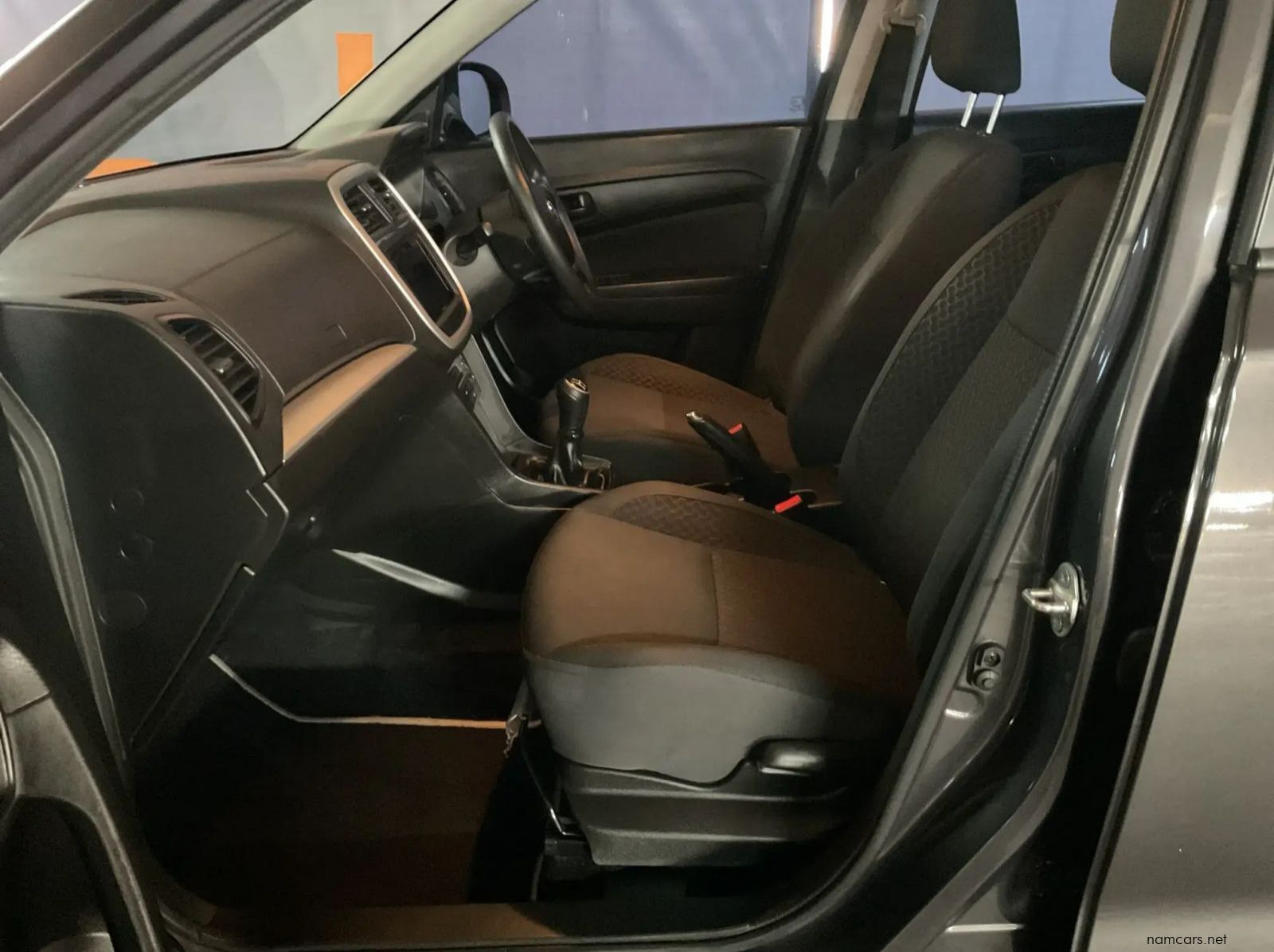 2022 Toyota Urban Cruiser 1.5 XS pictures