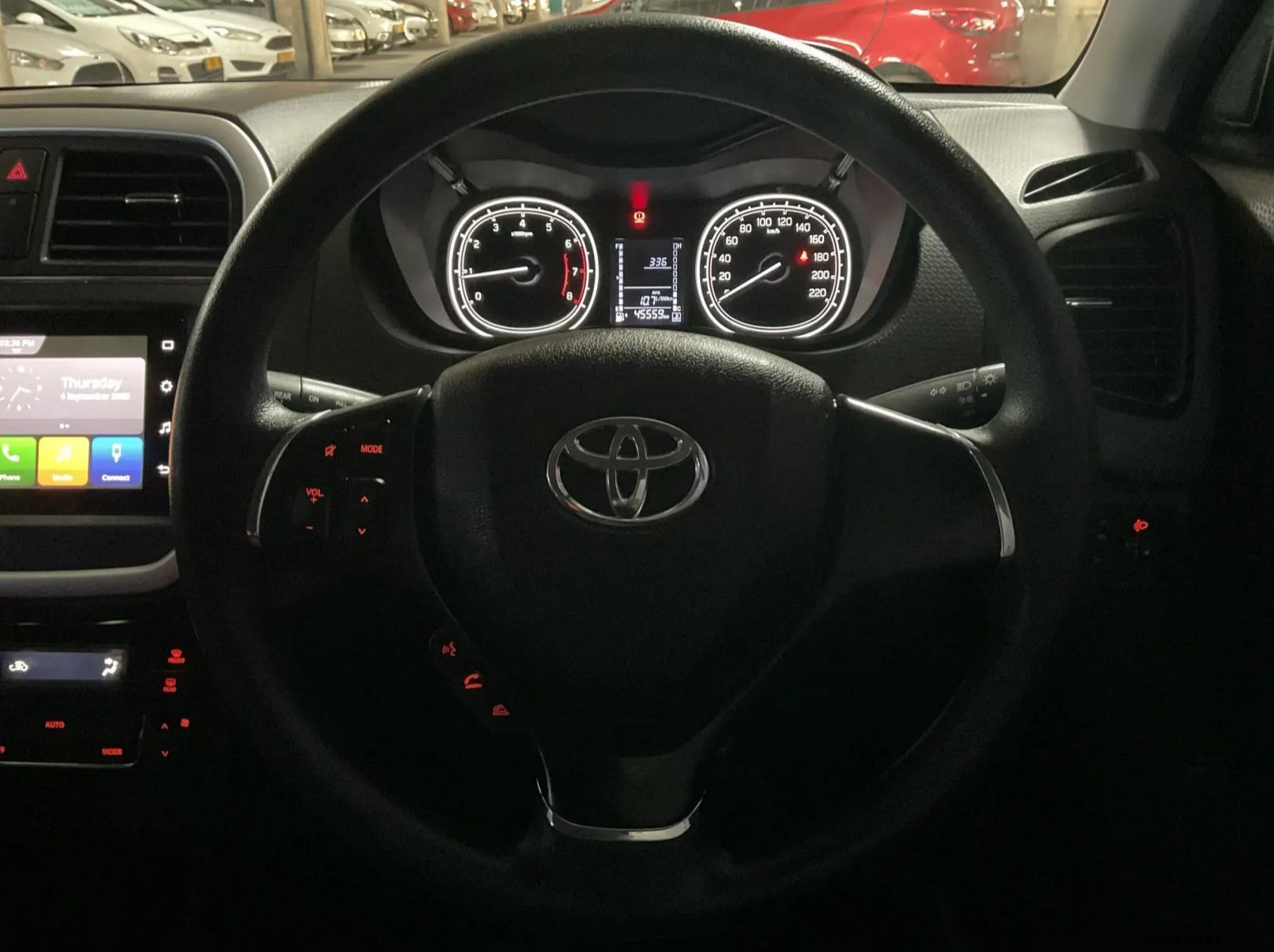 2022 Toyota Urban Cruiser 1.5 XS pictures