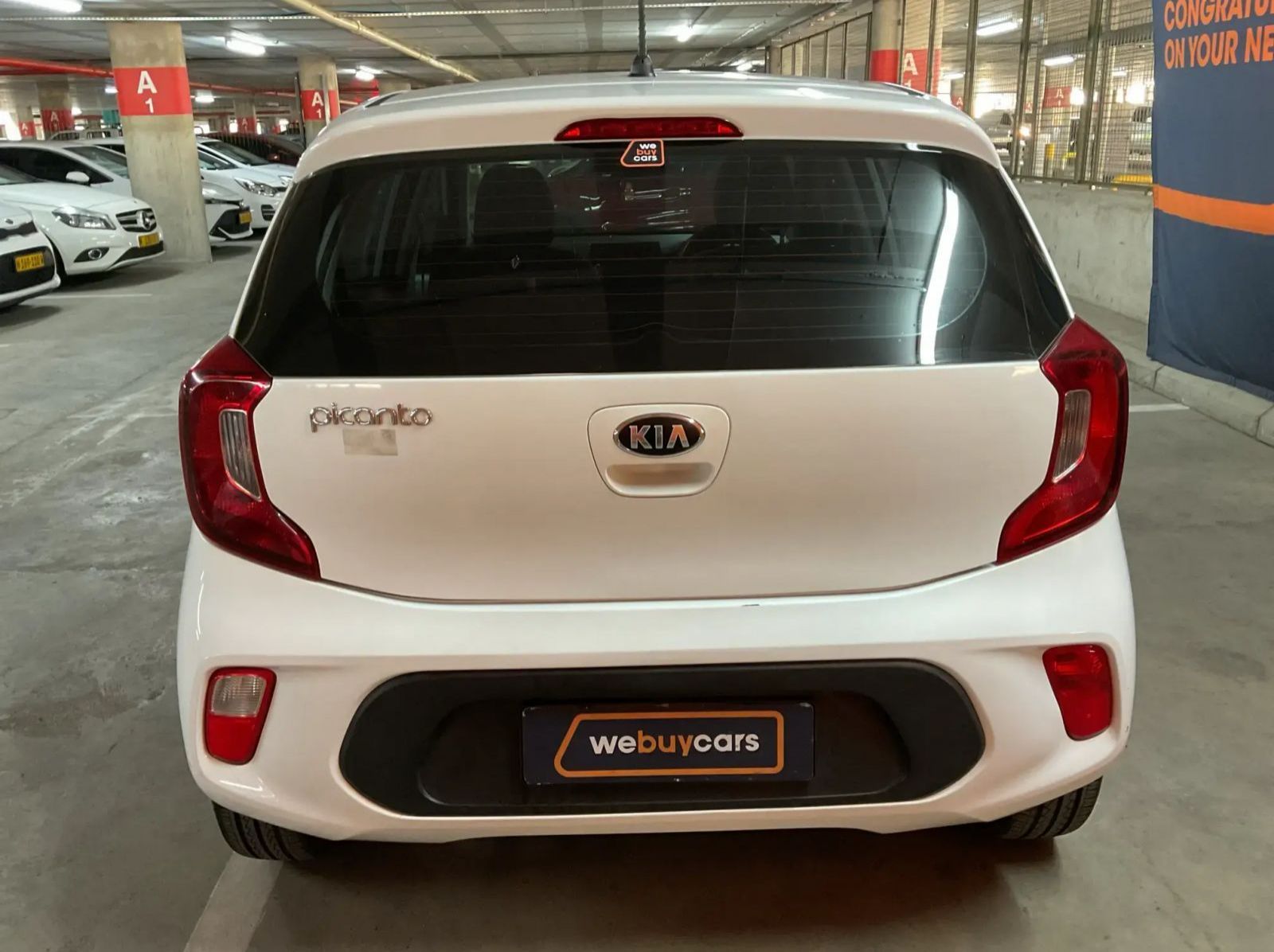 2018 Kia Picanto 1.0 Street pictures