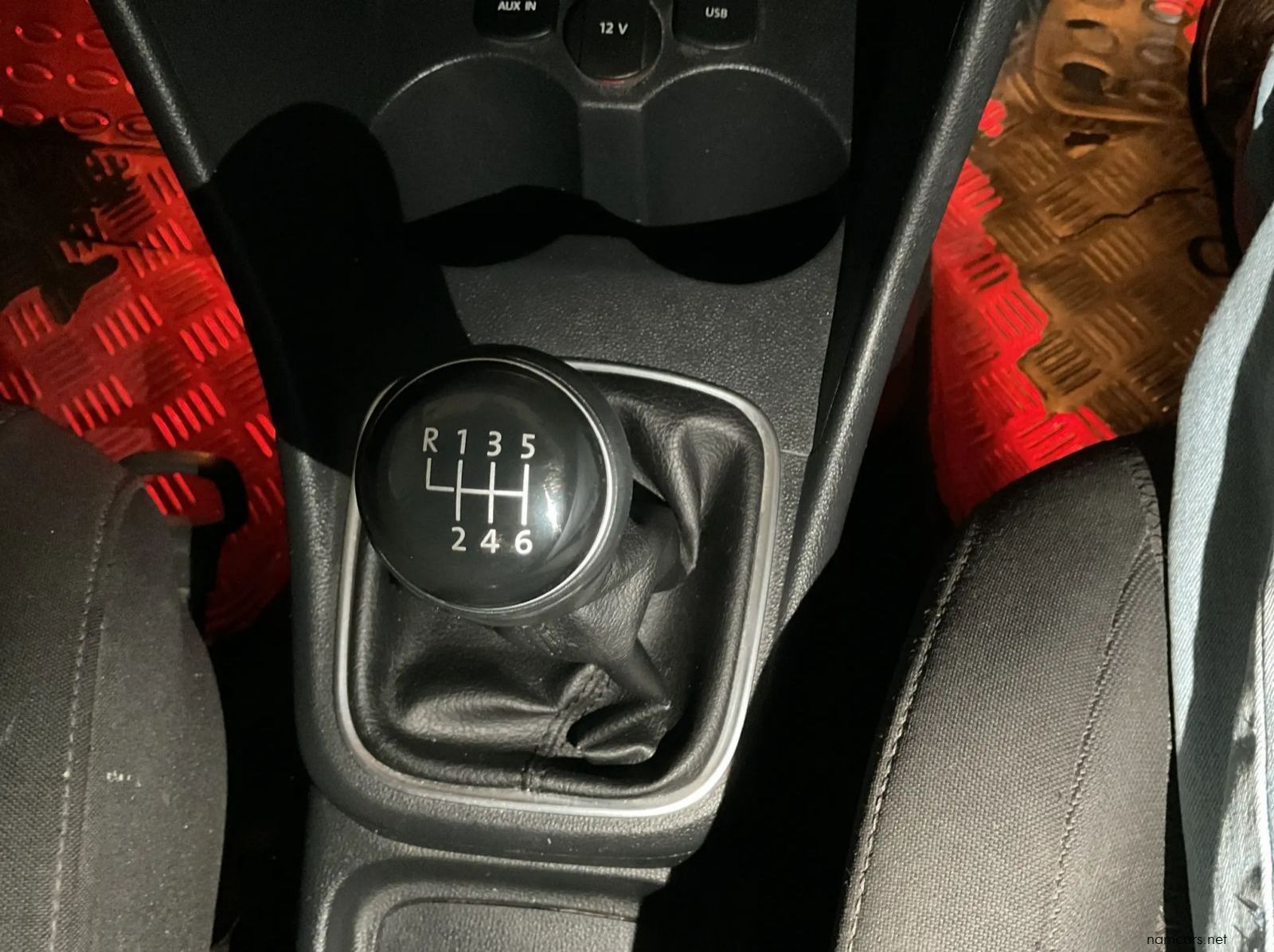 2017 Volkswagen Polo 1.2 TSI Highline (81 KW) pictures