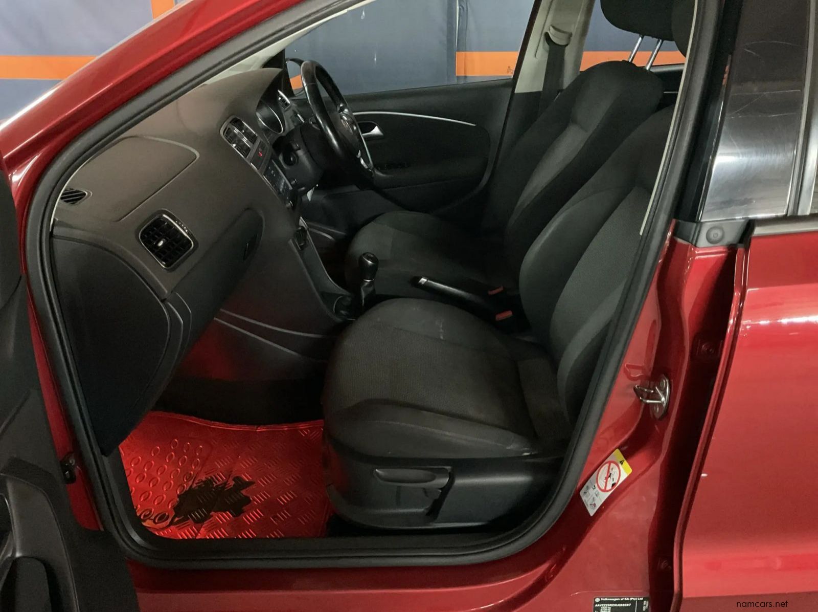 2017 Volkswagen Polo 1.2 TSI Highline (81 KW) pictures