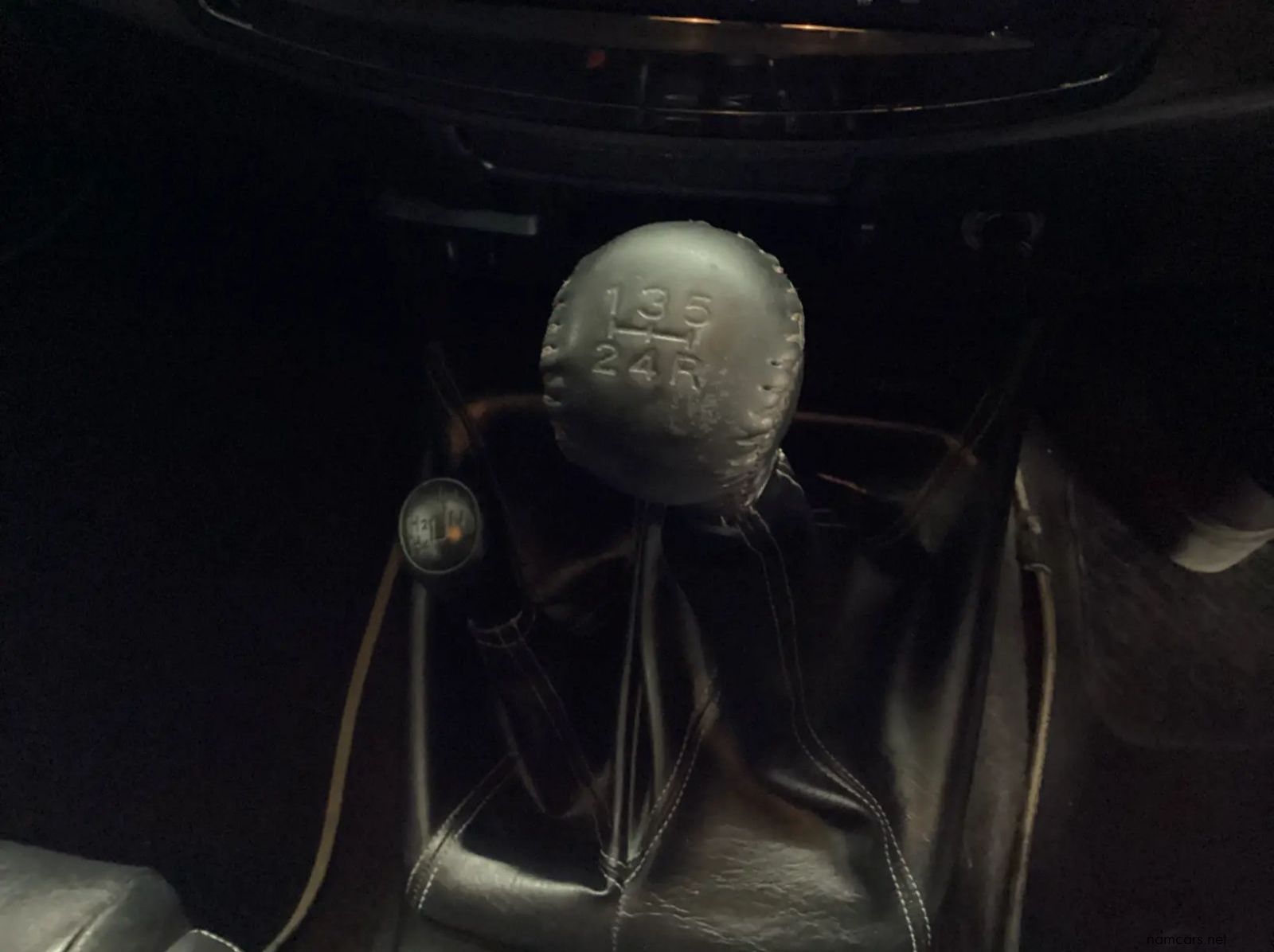 2015 Toyota Hilux 3.0 D-4d Legend 45 4x4 Pick Up Double Cab pictures