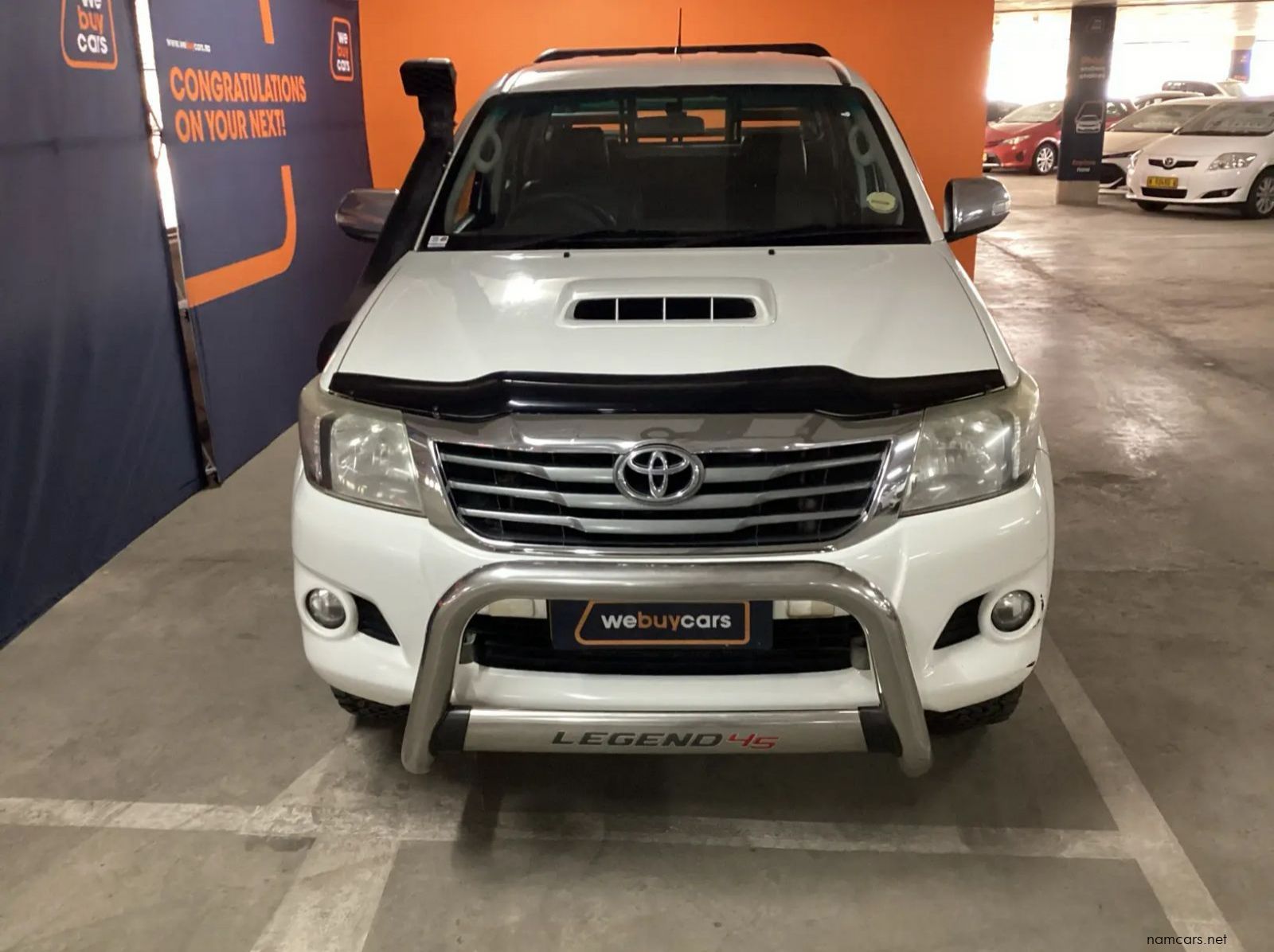 2015 Toyota Hilux 3.0 D-4d Legend 45 4x4 Pick Up Double Cab pictures