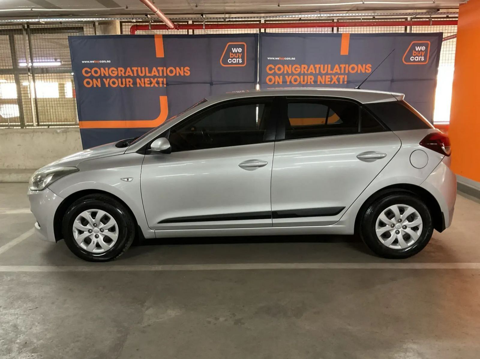 2016 Hyundai i20 1.2 Motion pictures