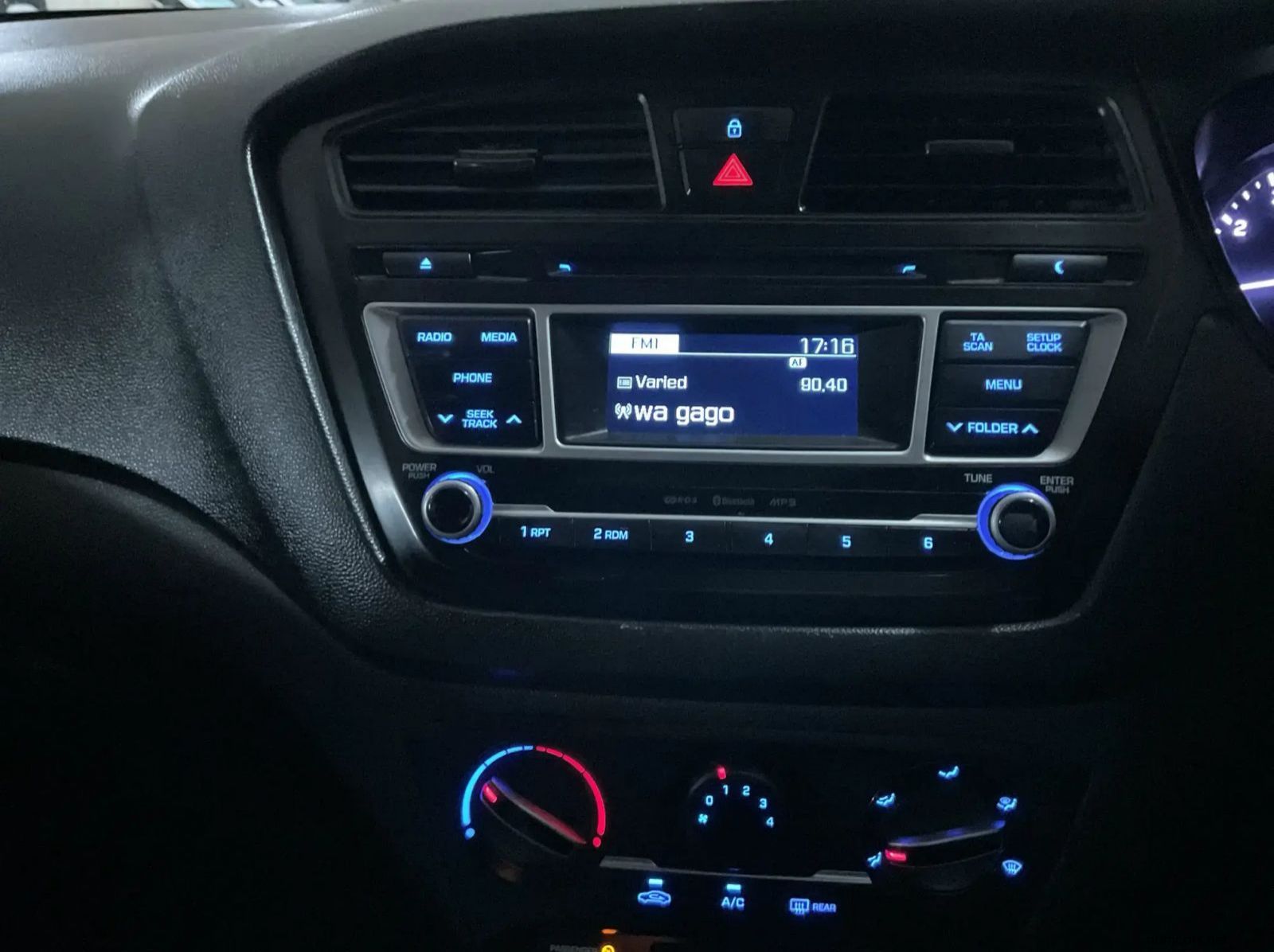 2016 Hyundai i20 1.2 Motion pictures