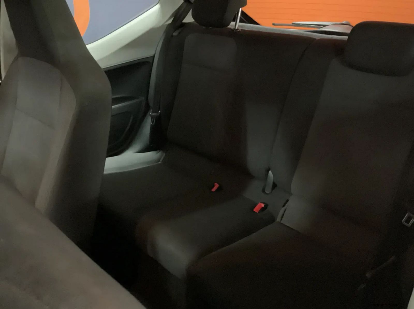 2015 Volkswagen Up Move UP! 1.0 3-Door pictures