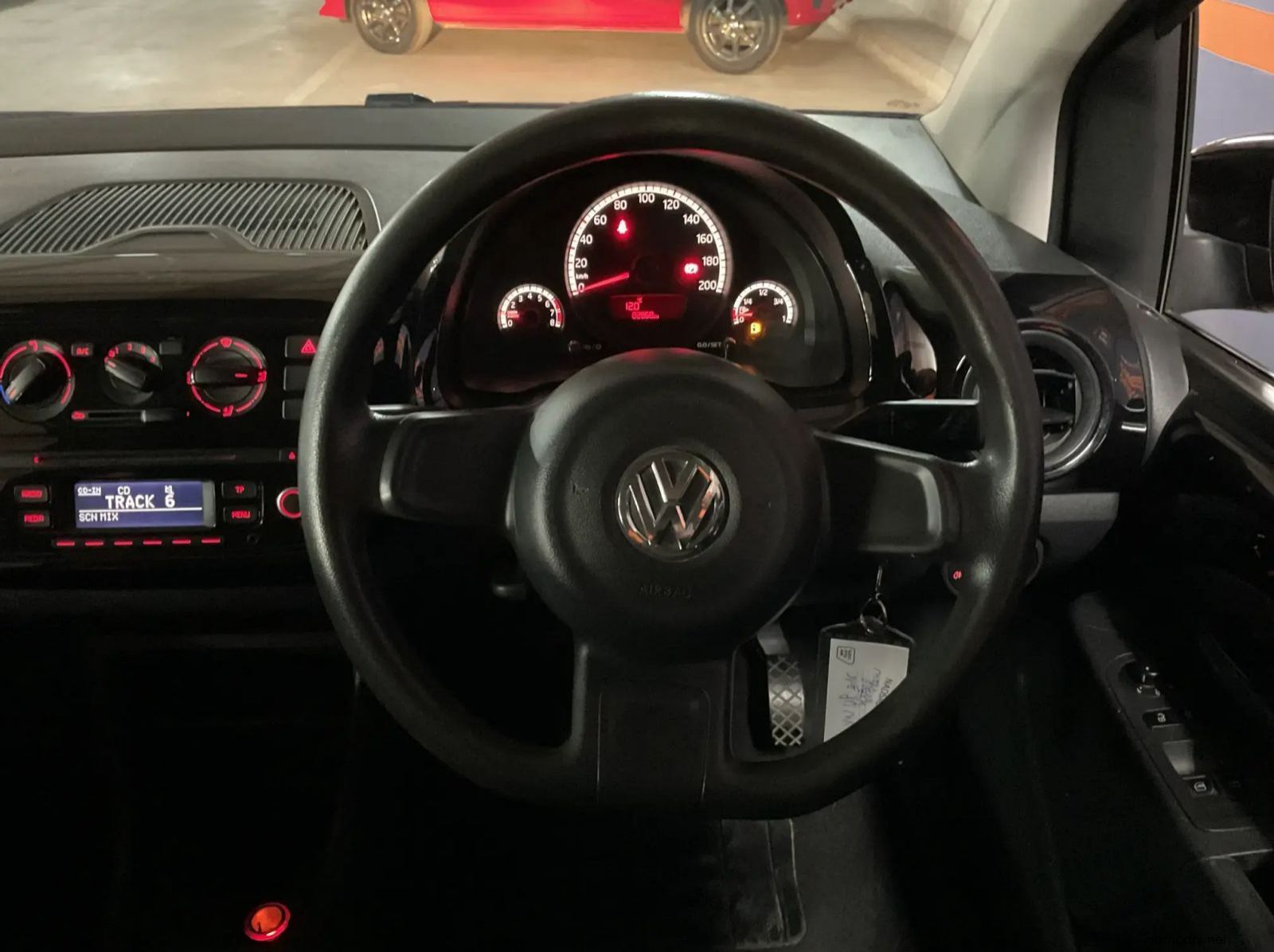 2015 Volkswagen Up Move UP! 1.0 3-Door pictures