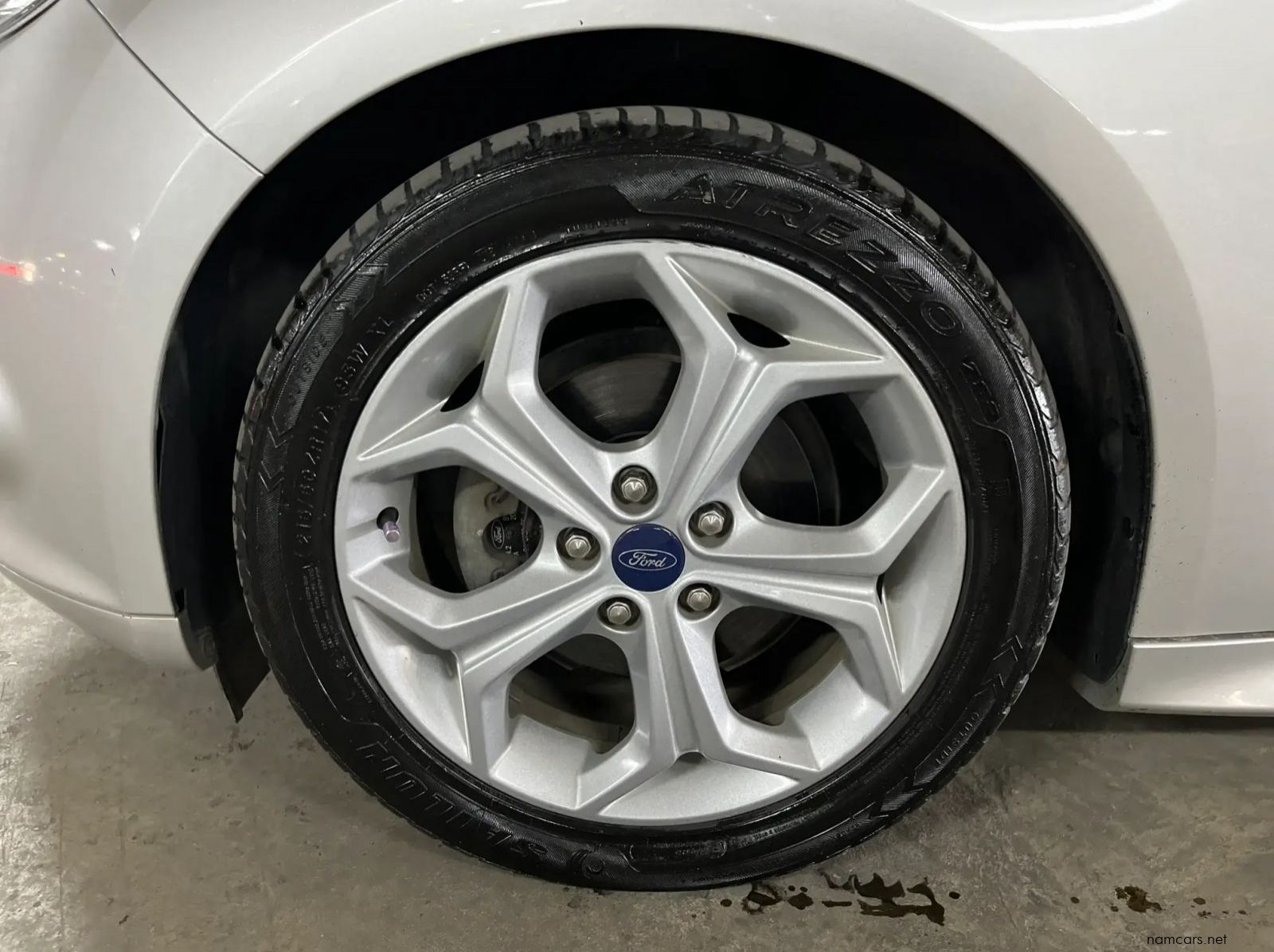 2015 Ford Focus 2.0 GDI Trend Powershift pictures