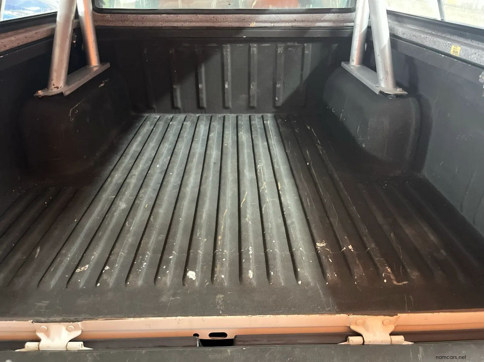 2017 Nissan Hardbody Np300 2.5 TDI Hi-Rider Pick Up Double Cab pictures