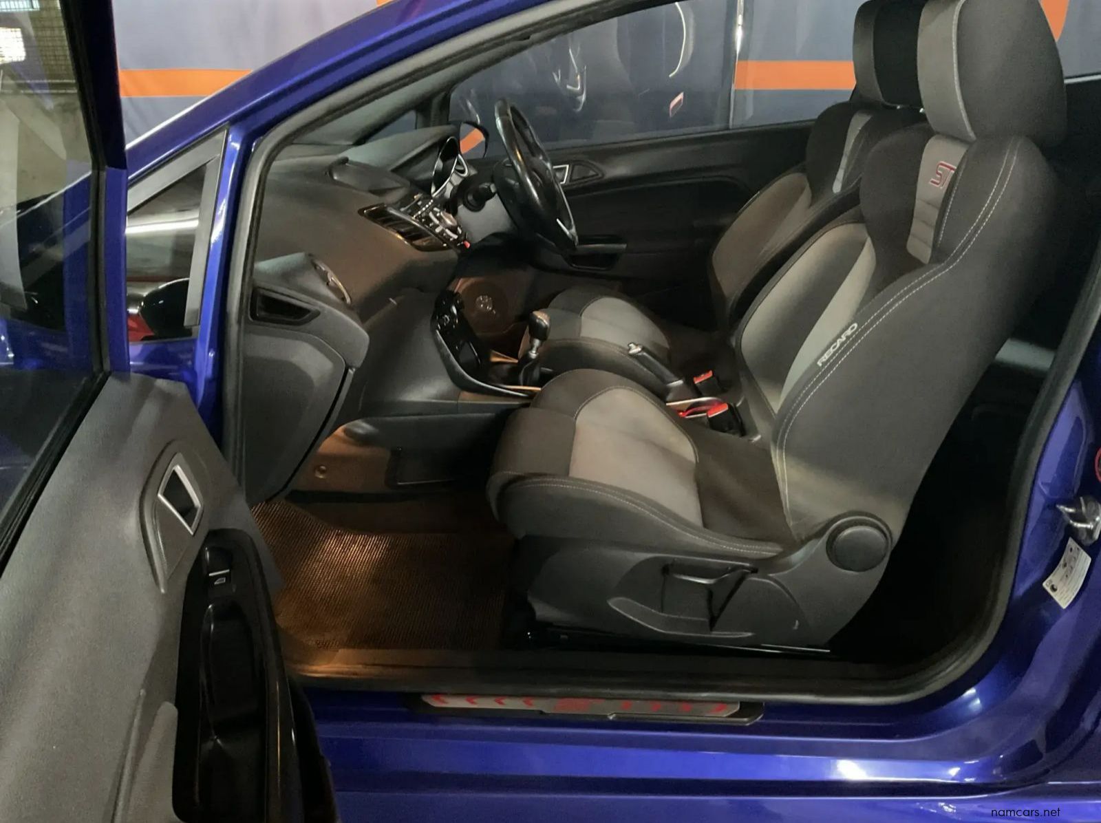 2015 Ford Fiesta ST ST 1.6 EcoBoost GTDi pictures