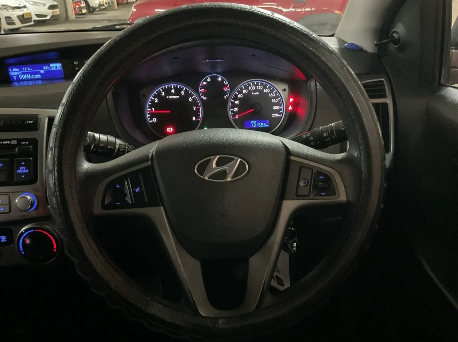 2013 Hyundai i20 1.2 Motion pictures