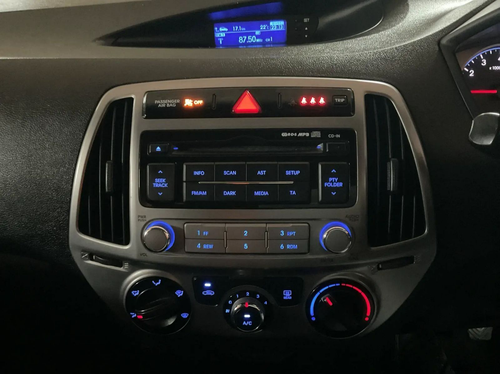 2013 Hyundai i20 1.2 Motion pictures