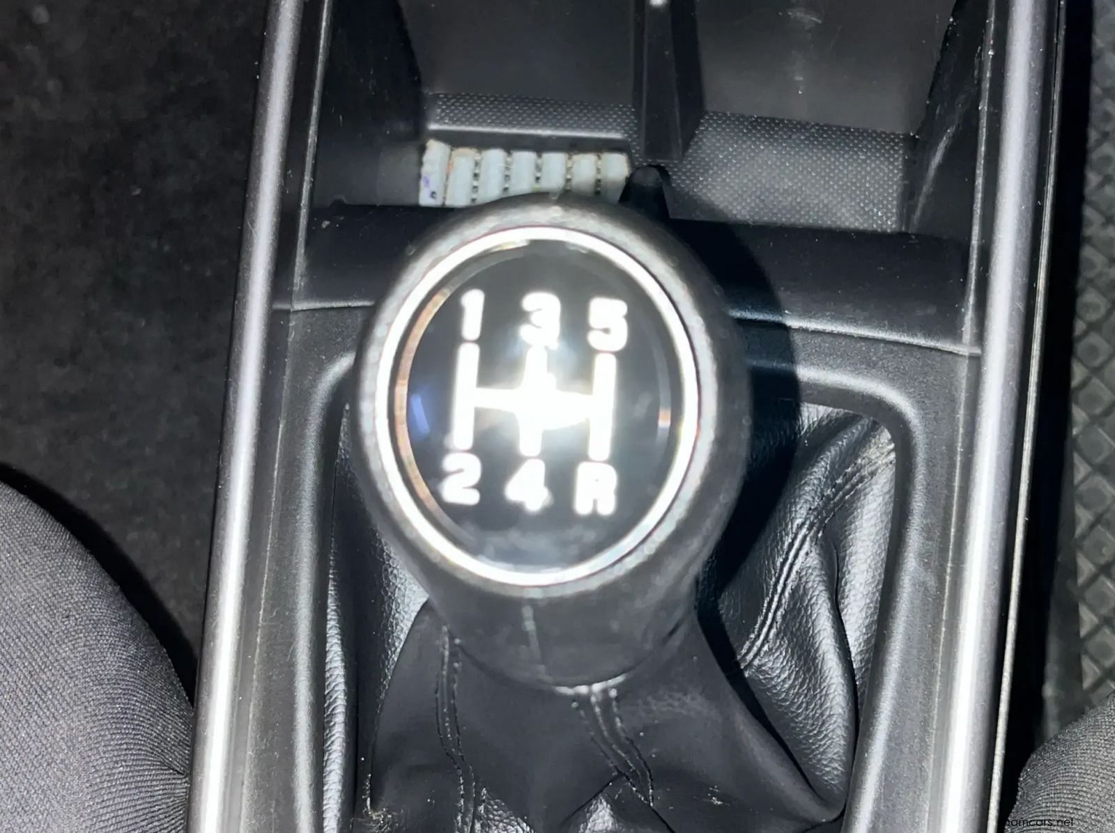 2021 Toyota Starlet 1.4 XI pictures