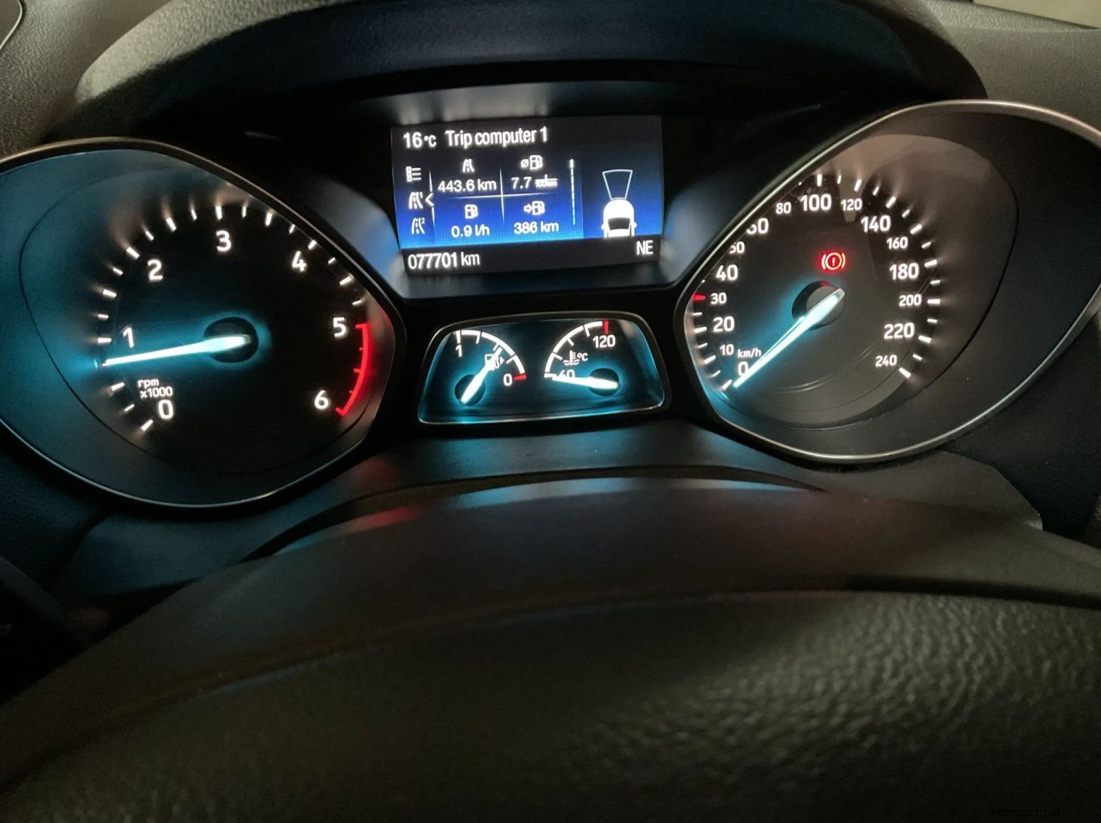 2019 Ford Kuga 1.5 TDCi Ambiente pictures