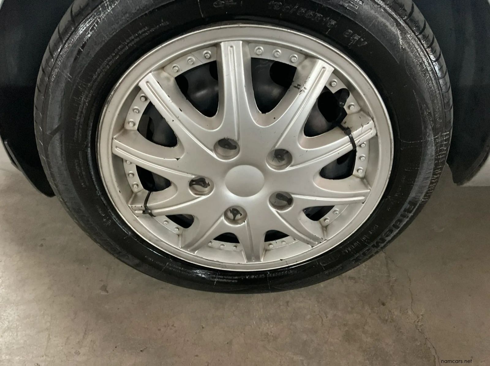 2016 Ford Fiesta 1.0 EcoBoost Ambiente Powershift 5-Door pictures