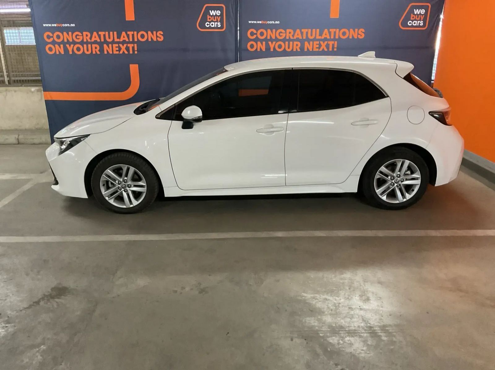 2020 Toyota Corolla 1.2T XS (5dr) pictures