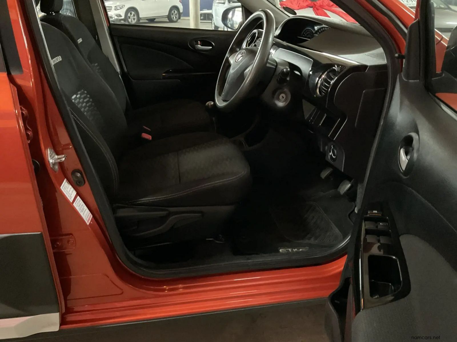 2016 Toyota Etios Cross 1.5 XS 5-Door pictures