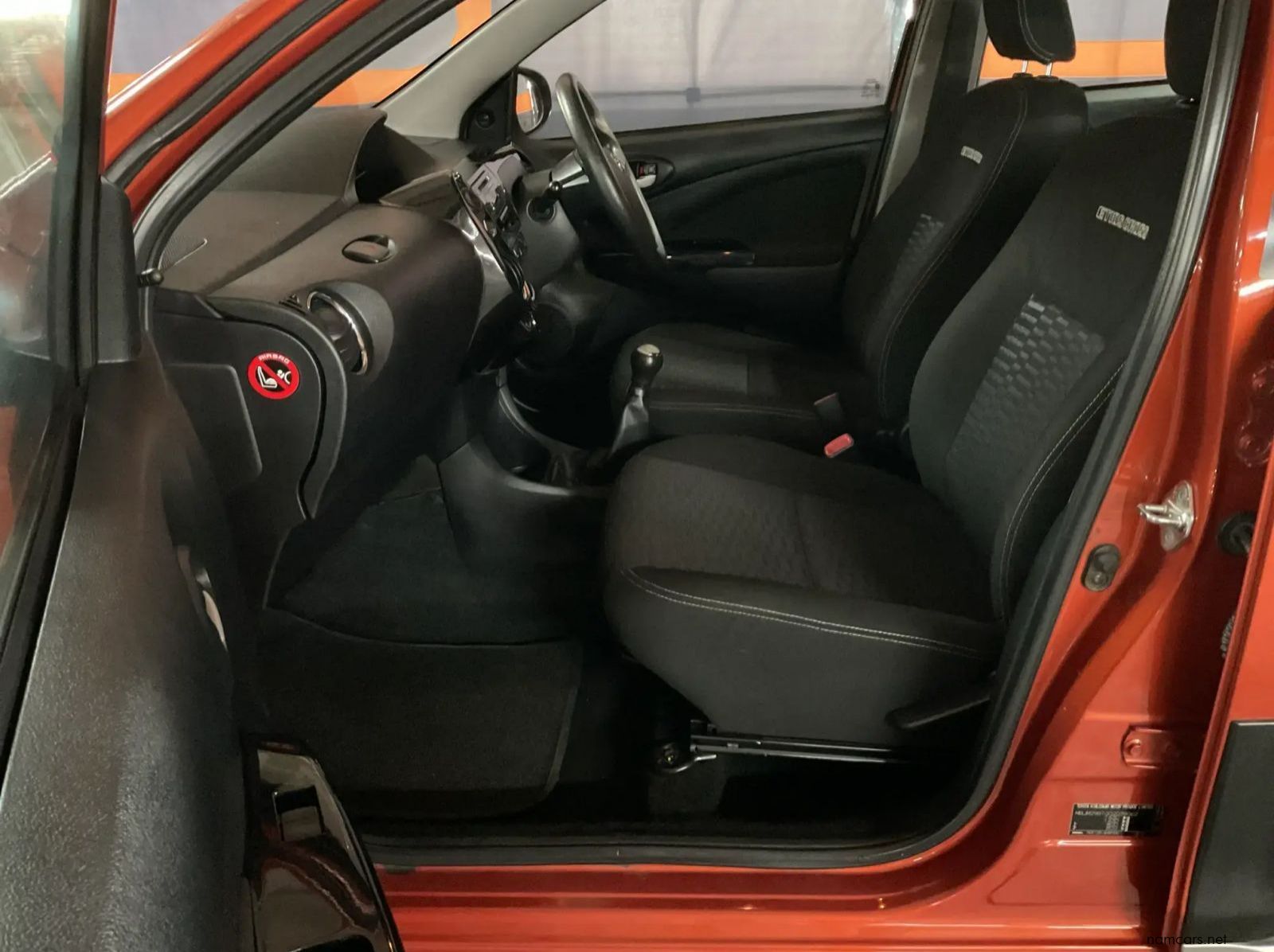 2016 Toyota Etios Cross 1.5 XS 5-Door pictures