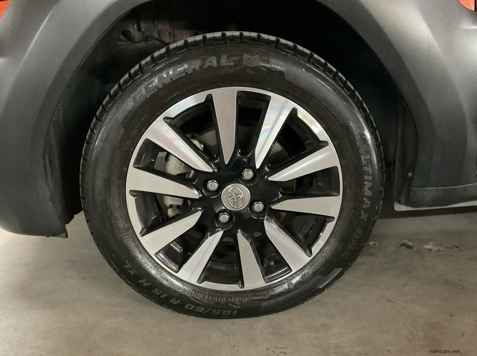 2016 Toyota Etios Cross 1.5 XS 5-Door pictures