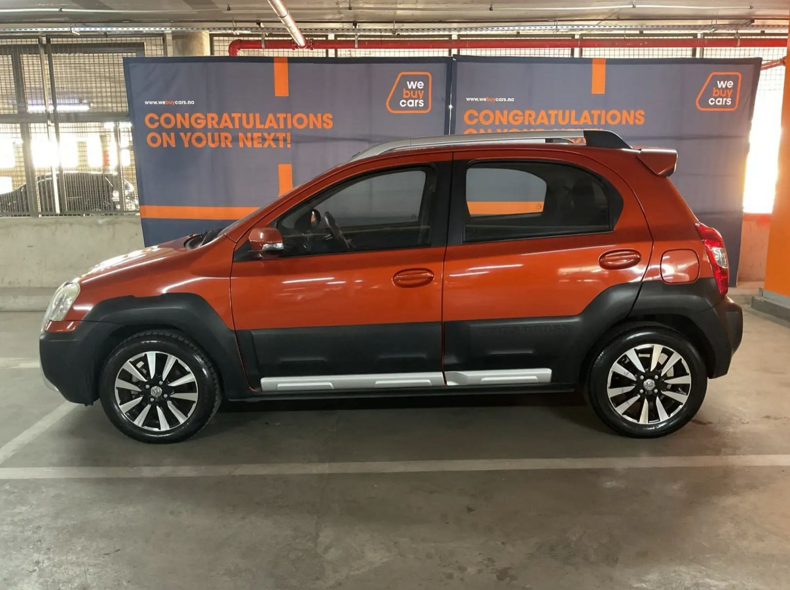 2016 Toyota Etios Cross 1.5 XS 5-Door pictures