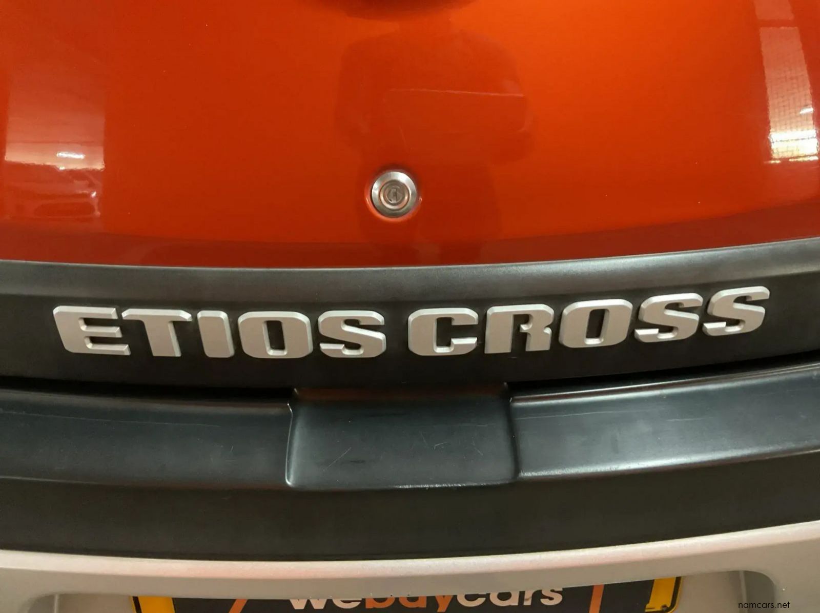 2016 Toyota Etios Cross 1.5 XS 5-Door pictures