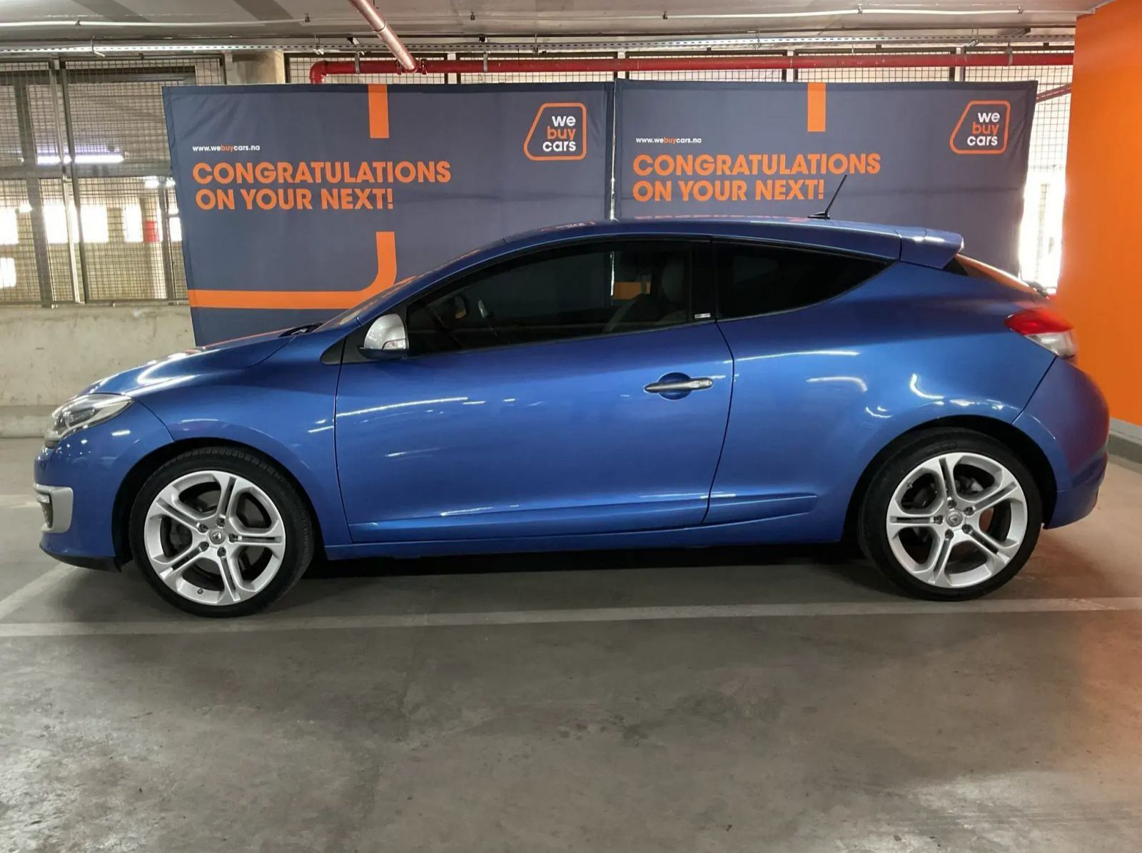 2016 Renault Megane III 2.0T GT Coupe 3-Door pictures