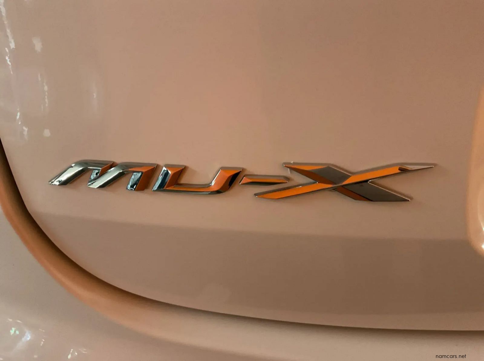 2022 Isuzu MU-X 3.0d LS 4x4 Auto pictures