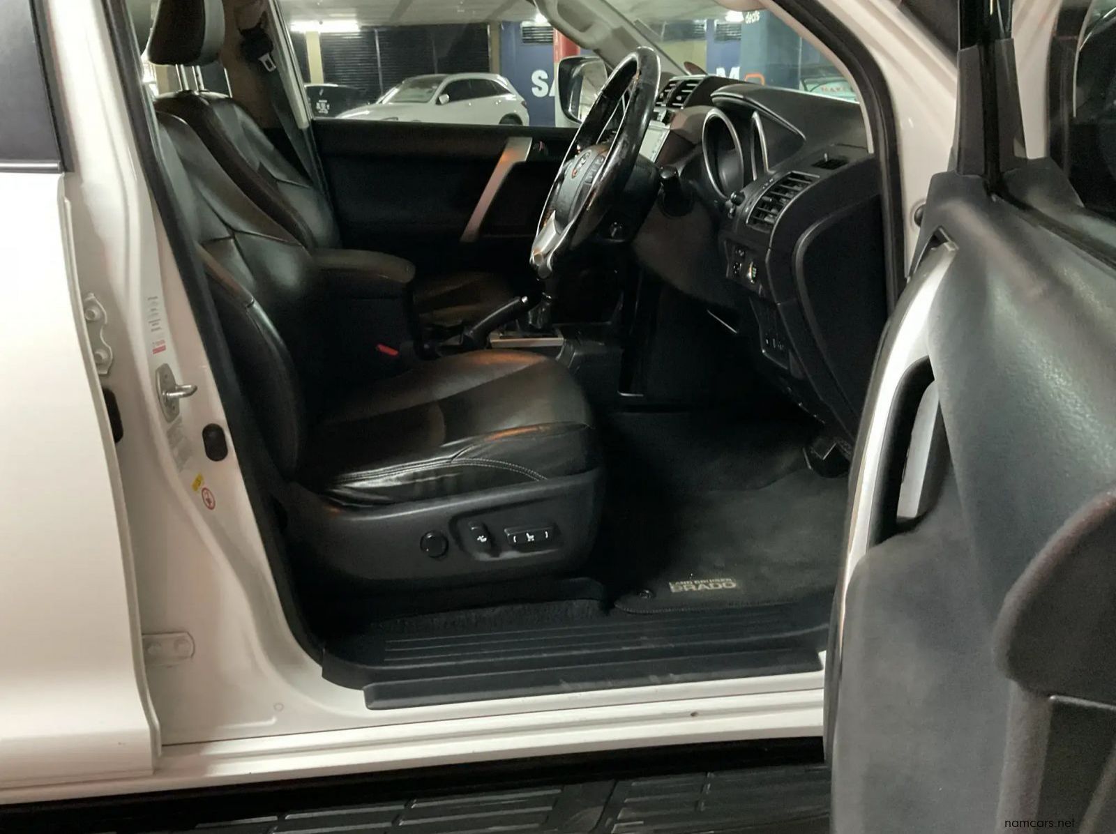 2014 Toyota Prado TX 3.0 TDI Auto pictures