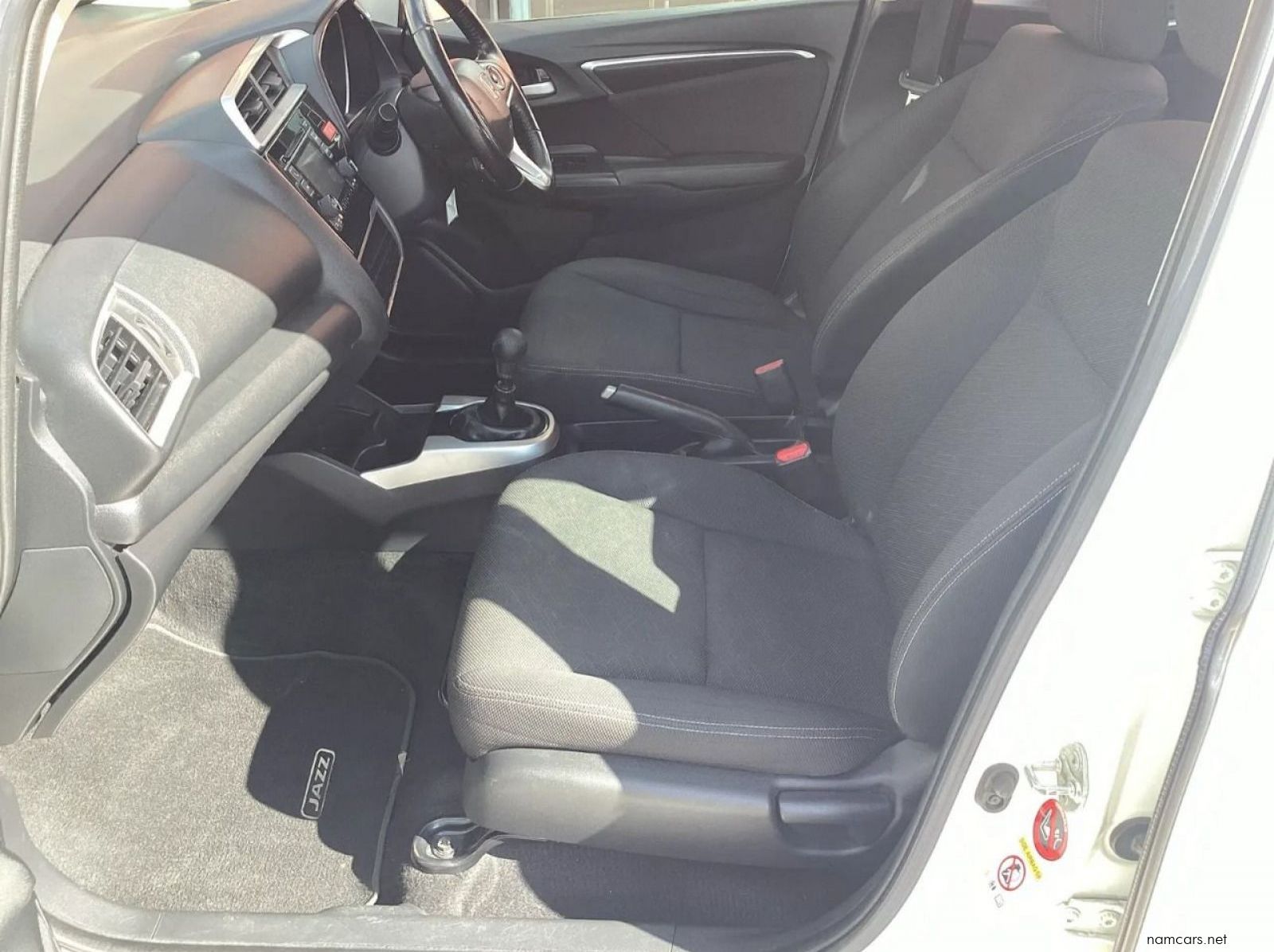 2015 Honda Jazz 1.5 Elegance pictures