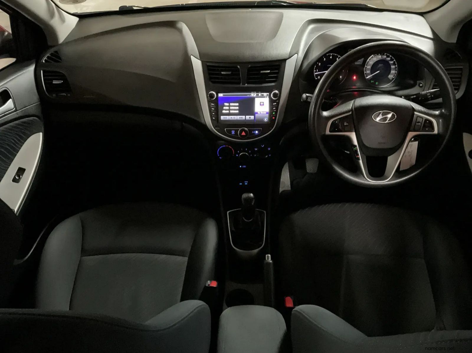 2018 Hyundai Accent 1.6 Gls/fluid pictures