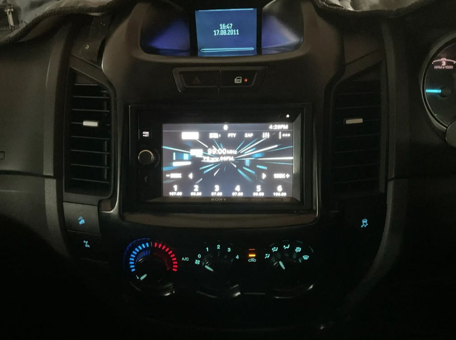 2013 Ford Ranger 3.2tdci XLS 4x4 Auto Pick Up Sup/cab pictures