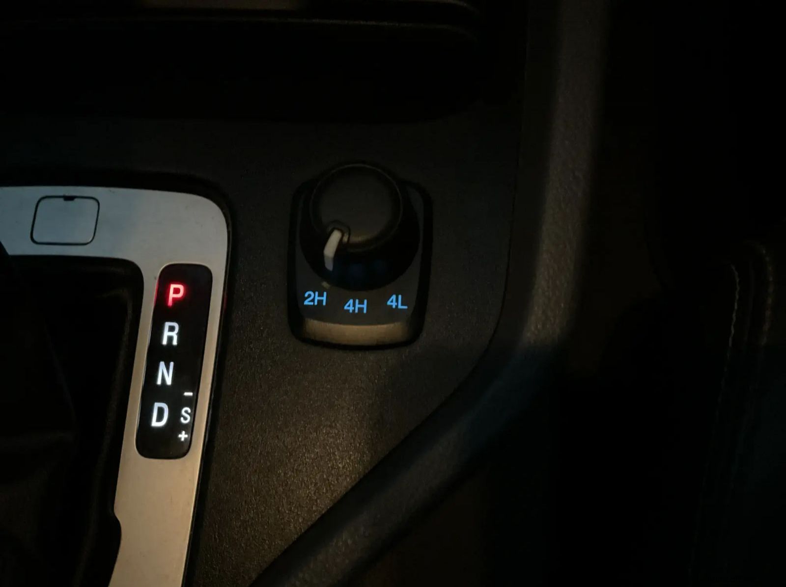 2015 Ford Ranger 3.2tdci XLT 4x4 Auto Pick Up Double Cab pictures