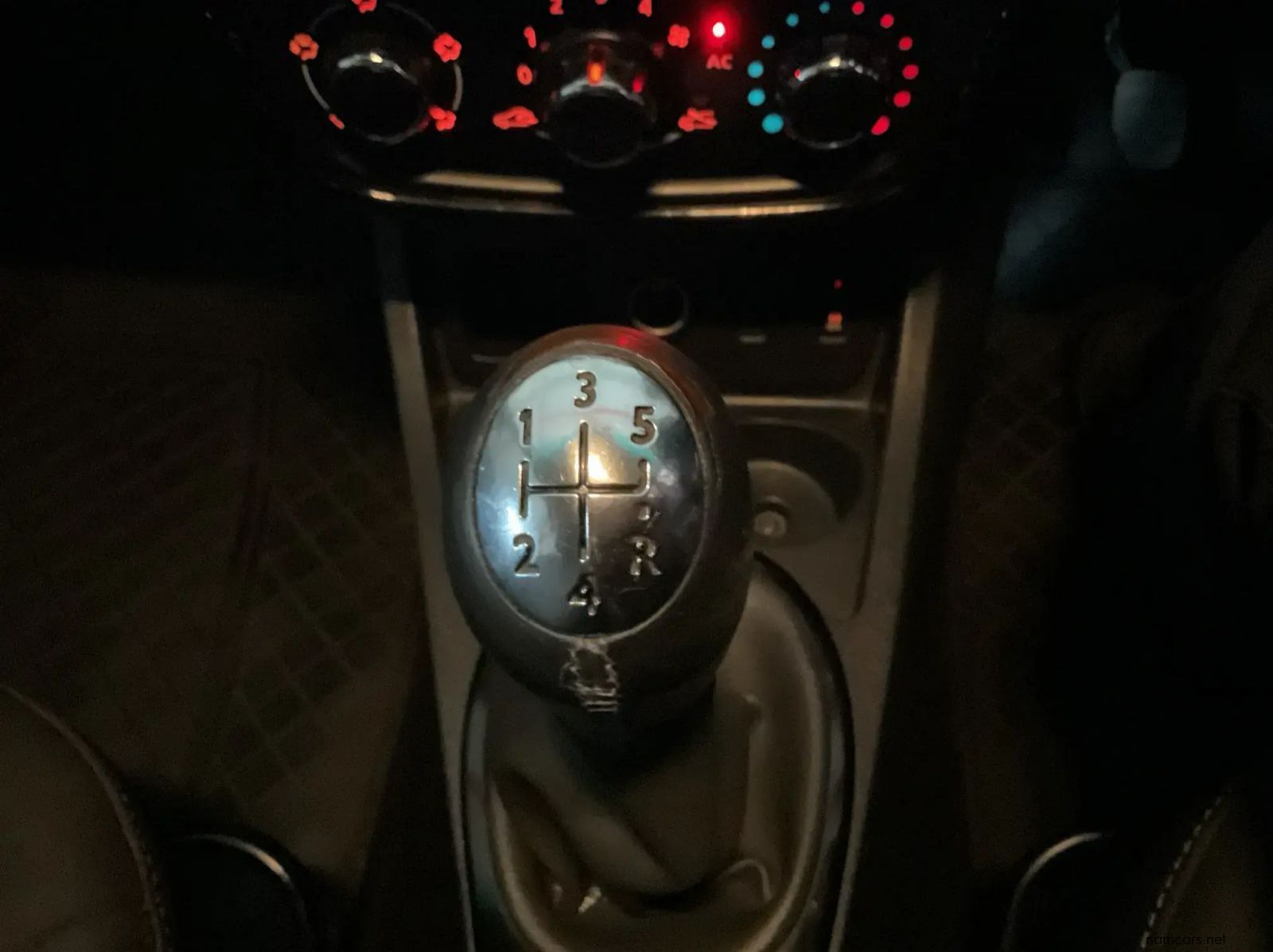 2014 Renault Duster 1.6 Dynamique pictures