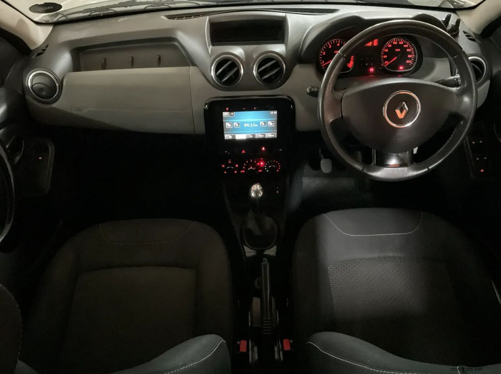 2014 Renault Duster 1.6 Dynamique pictures