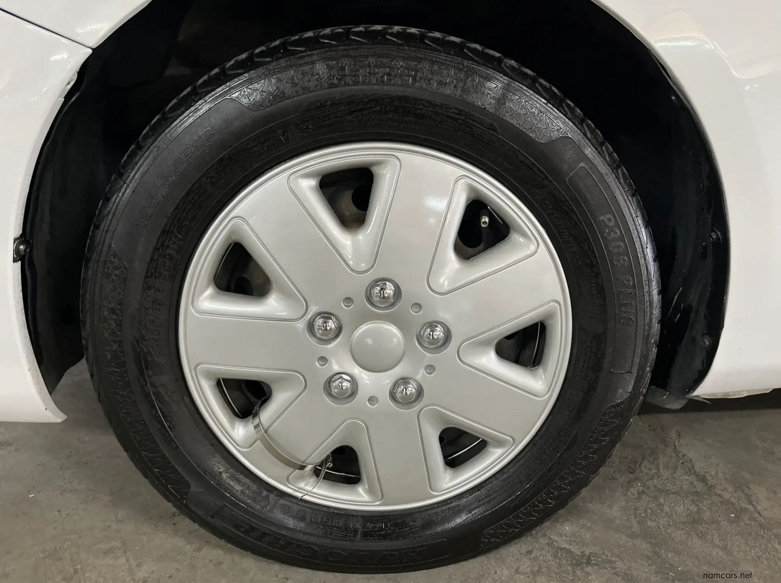 2015 Toyota Corolla Quest 1.6 pictures