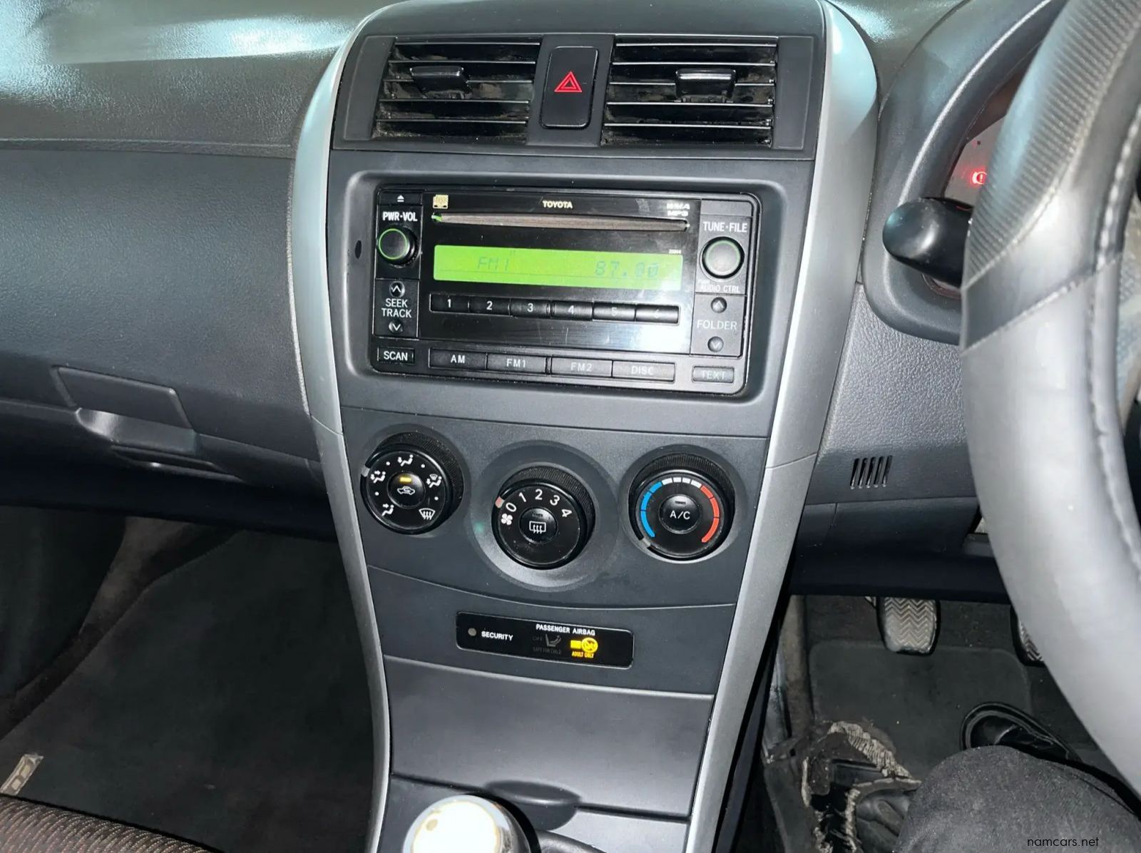 2015 Toyota Corolla Quest 1.6 pictures